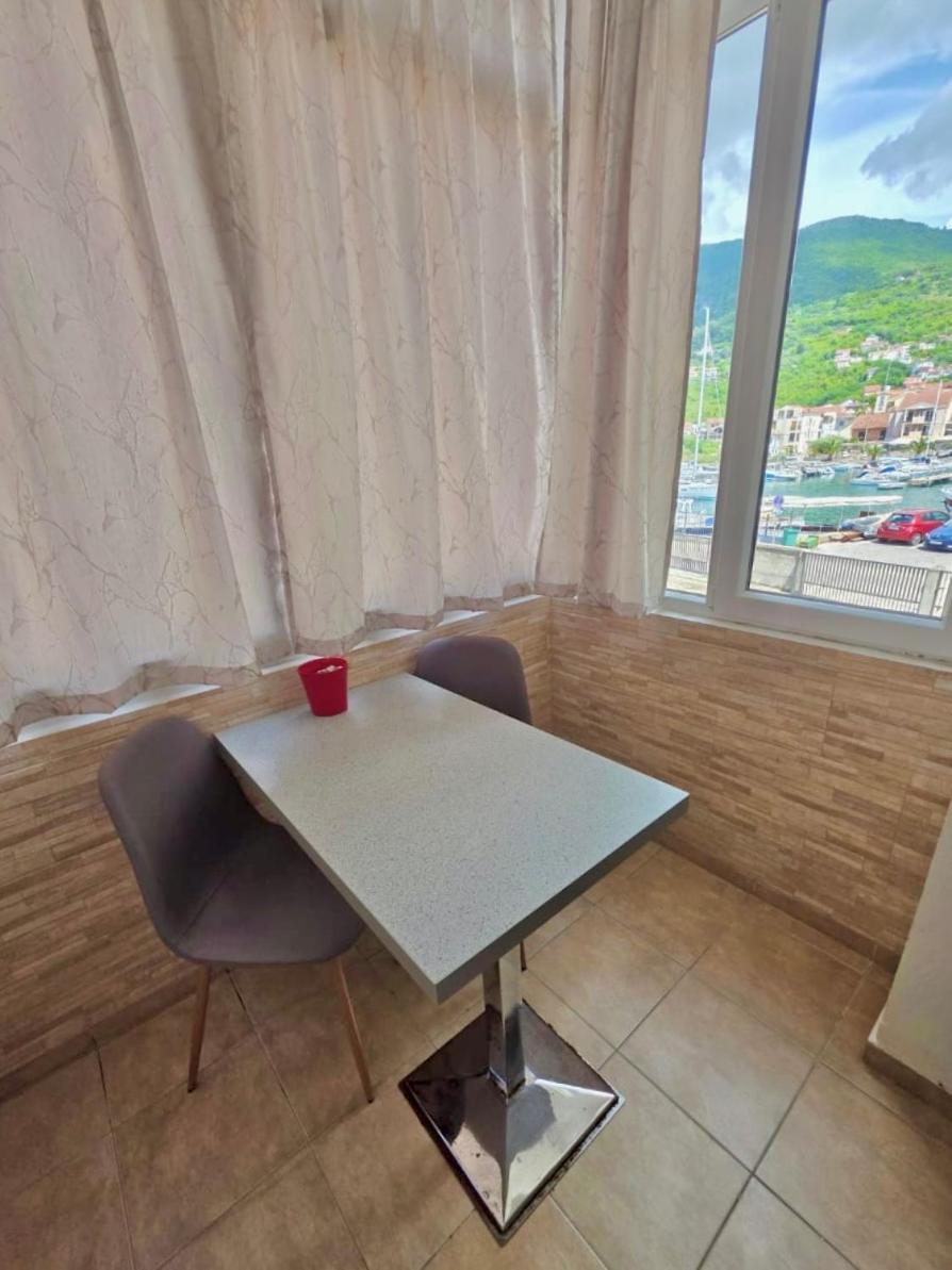 Villa Nela Tivat Bagian luar foto